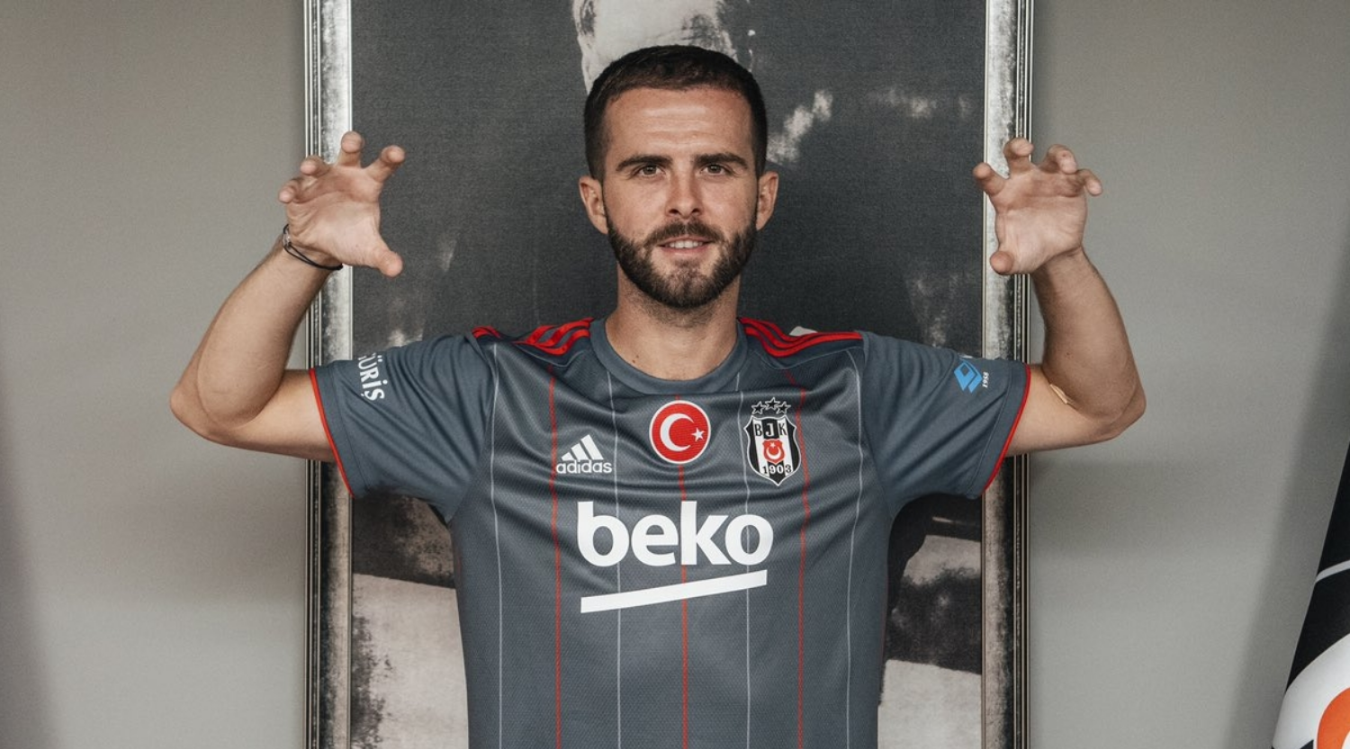 Miralem Pjanic joins Besiktas on loan as Barcelona exits continue